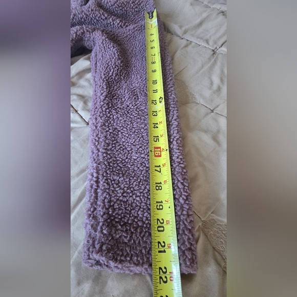 Abercrombie & Fitch Mauve Teddy Jacket Color Old Pink (2b) - Picture 7 of 8